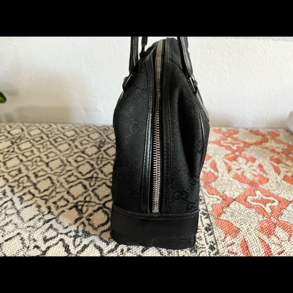 Gucci - Picture 3 of 6